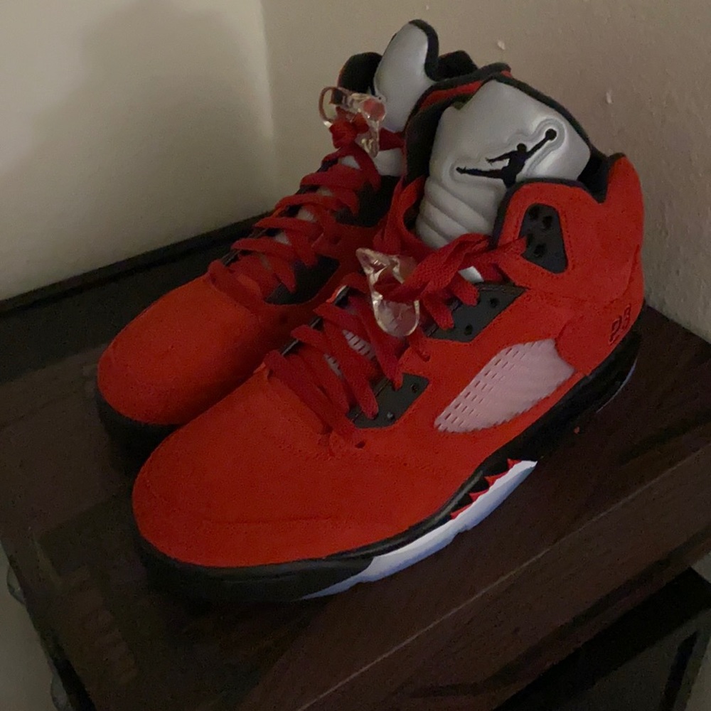 Air Jordan Raging Bull release date 4-10-2021
